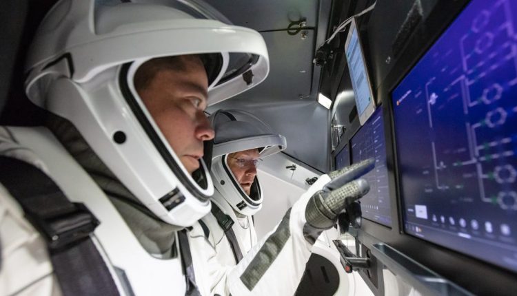 Photo of ایلان ماسک؛ شبیه‌سازی اولین ماموریت هیجان‌انگیز «کرو دراگون» برای ارسال انسان به فضا